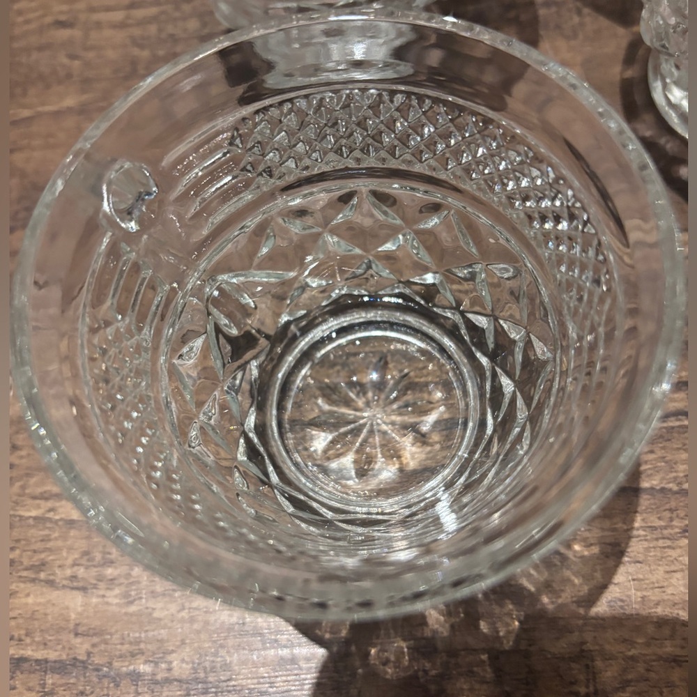 Diamond Pattern Punch or Coffee Teacups 3”x3.5” Diameter - Picture 5 of 5